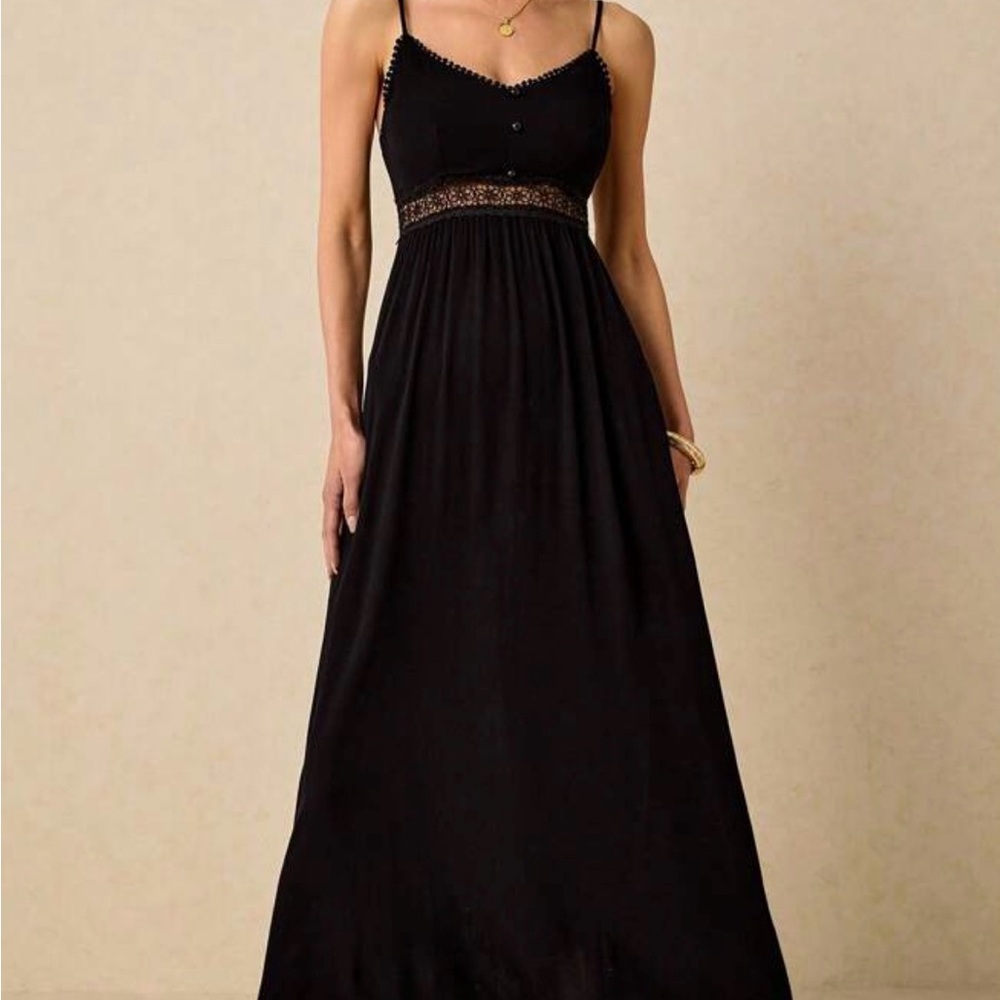 Elegant Black Maxi Dress